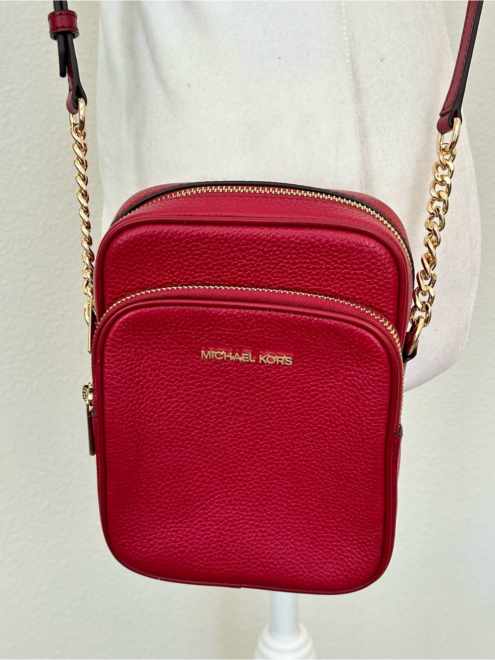 MICHAEL KORS Jet Set Pebbled Leather Crossbody Bag Cherry Red Gold Hardware - Picture 7 of 10